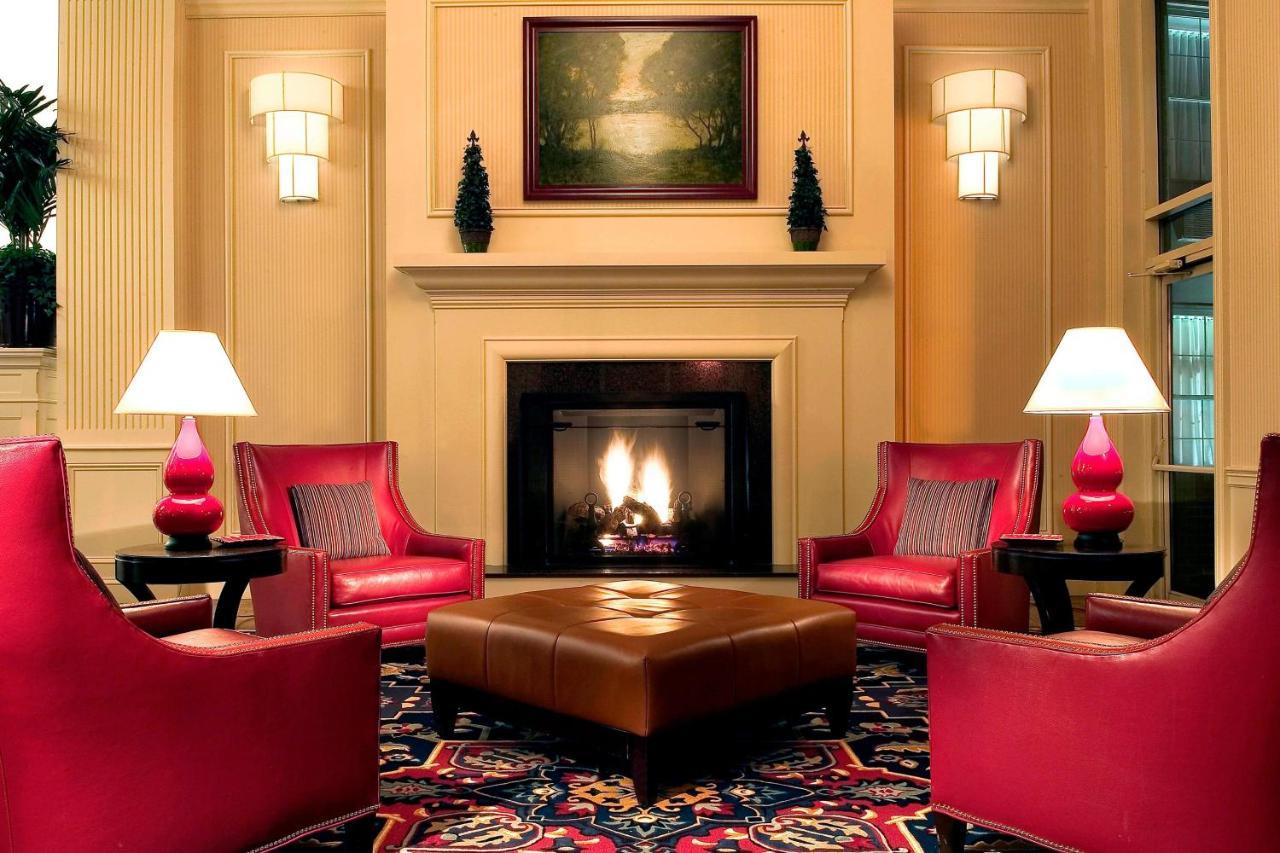 Four Points By Sheraton Wakefield Boston Hotel & Conference Center Exteriör bild